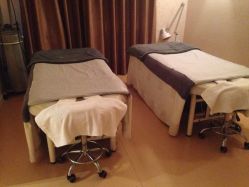 干净的双人间-奈瑞儿美养院