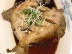 -亚丁湾海鲜大酒店(万泉嘉苑店)