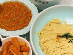 -裕兴记•蟹黄面馆(人民广场店)