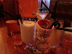 -無名记忆Music Bar夜景怀旧酒吧