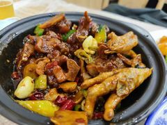 -江城燕子大排档(江汉路步行街店)