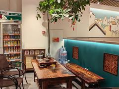 大堂-翟辉冬瓜盅火锅(南村万博店)