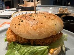 香脆鸡排披萨堡-必胜客(骡马市店)