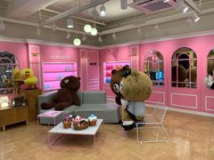 -LINE FRIENDS Garosu-gil Flagship Store