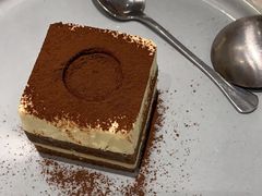 -必胜客(漕宝路店)