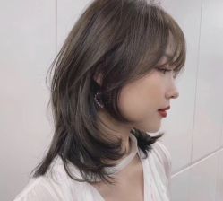 -Miracle集简美发沙龙