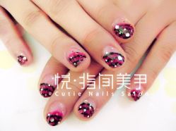 133388174910002764-1-悦指间美甲美睫