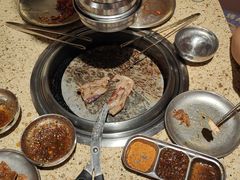 -姜胖胖韩式自助烤肉(光明万达店)