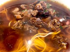 -禧凰·老上海白斩鸡辣肉面店