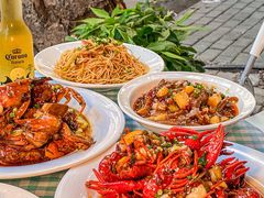-捌贰虾蟹·江湖菜馆(江汉路店)