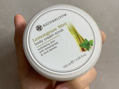 -Bath & Bloom Flagship Store at Central World