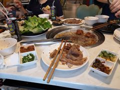 -明洞轩正统韩国自助烤肉大渡口店(新天泽国际广场店)