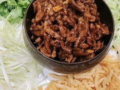 京酱滑嫩肉丝-满园烤鸭·春饼(抚顺万达店)