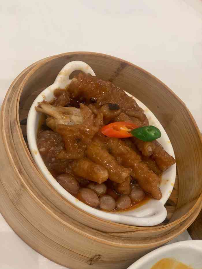 粤珍轩(新城广场店)-"菜品口感挺好我觉得牛河炒米粉挺好吃的服务.