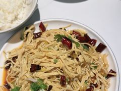 -小锅饭豆腐馆(重工北街普罗旺斯店)