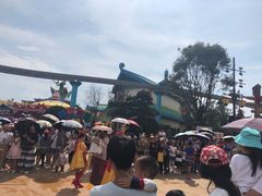 -七彩云南欢乐世界