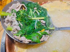 -洱火云南酸菜牛肉火锅(石景山当代商城店)