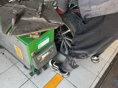 -捷之洁·米其林轮胎汽车维修保养(浦江镇江月路店)