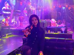 -喜鹊音乐酒馆(西街店)