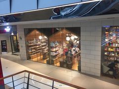 -百新书局(尚悦湾店)