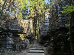 -梭布垭石林景区