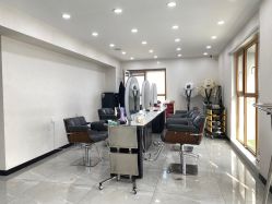 -INSI Hair Salon