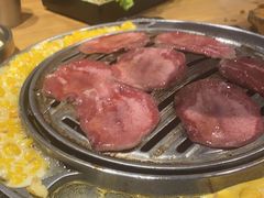 -青瓦炭韩潮烤肉(花园道店)