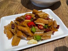 捞汁藕条-叶派龙虾•招牌香辣蟹·海鲜(中海国际店)