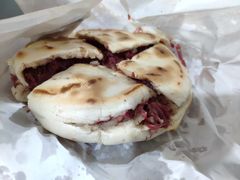 优质肉夹馍-杨天玉腊牛羊肉店