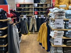 -优衣库(上海虹口龙之梦店)