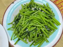 -崴海渔村(虹梅路店)