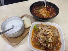 睡映椰-啰啰冰屋(景洪总店)