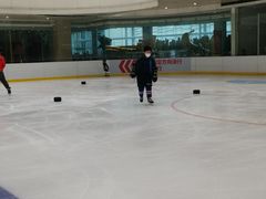 -陈露国际冰上中心(天津嘉里汇店)