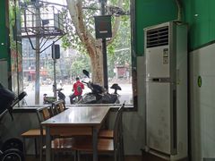 -清真老铁家灌汤包