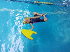 -阳光国际游泳培训基地