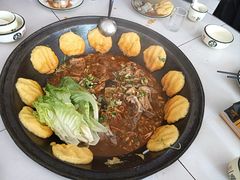 -正宗东北木火铁锅炖鱼村