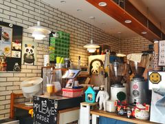 -熊猫一间店欧式奶茶铺