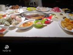 -鲜佰汇海鲜烤肉自助餐厅(银座商城泰安店)