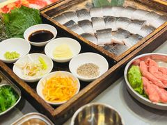 -围炉肉舍•炭烤活鳗•丹东海鲜烤肉(步行街店)