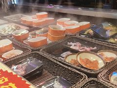 -尚品海鲜肥牛自助火锅(湖明店)
