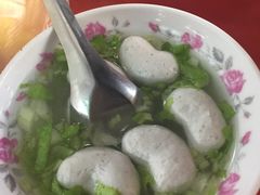 -六合夜市
