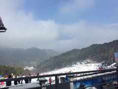 -大别山南武当滑雪场