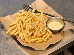 -J Create城市露营咖啡·简餐·宠物(上海动物园店)