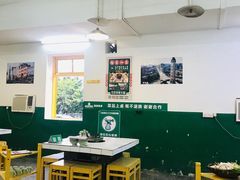 大堂-石灰市老火锅(北滨路店)