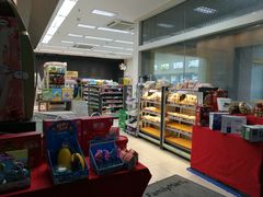 -全家便利店(江湾镇站店)