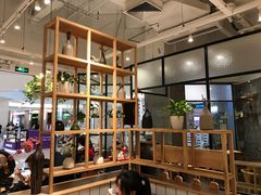 景观位-云味馆过桥米线(皇庭广场店)