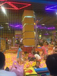 -思诺卡儿童俱乐部(东方广场店)