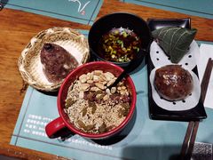 -八月美食小馆(银泰城总店)