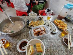 -洲心街道青联村镜记烧肉