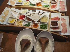 -芸南道·过桥米线(昆明老街旗舰店)